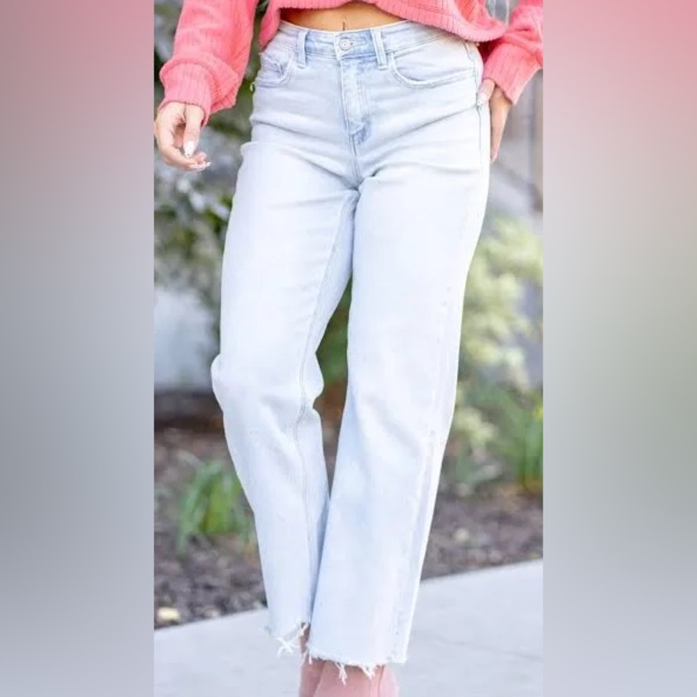 Mid Rise Slim Wide Leg Jeans in Meritorious